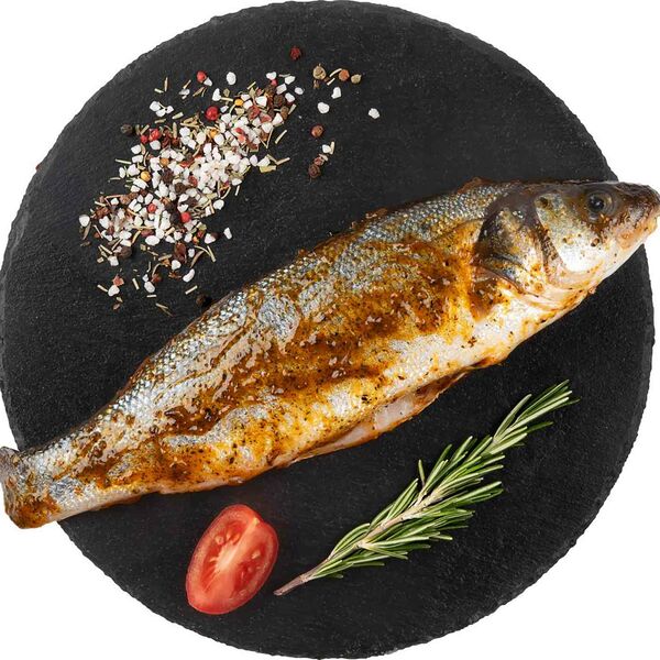 Сибас охлаждённый в маринаде Средиземноморский, потрошёный с головой, (1 штука ~ 300 г)