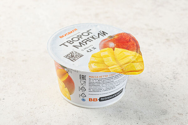 Творог мягкий с манго однородный 4,2%