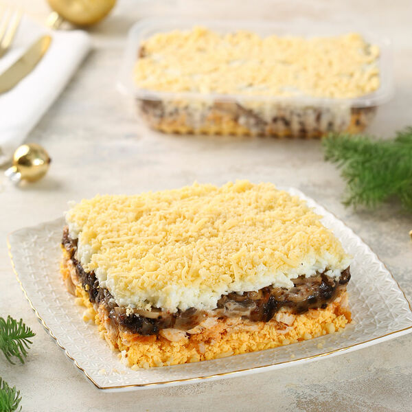 Салат с курицей и черносливом МясновЪ Шеф-повар от КуулКлевер семейная упаковка вес 