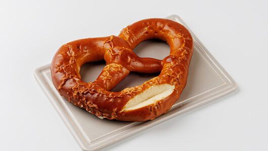 Брецель на сливочном масле с морской солью. Пекарня, 95 г