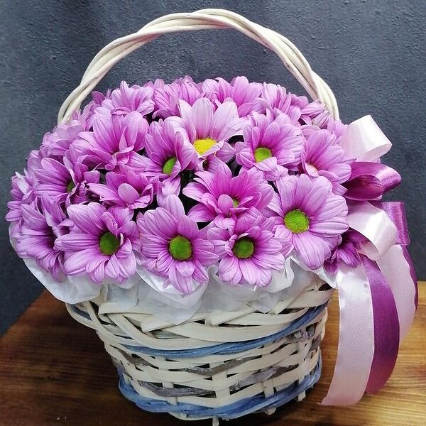 Корзина хризантем