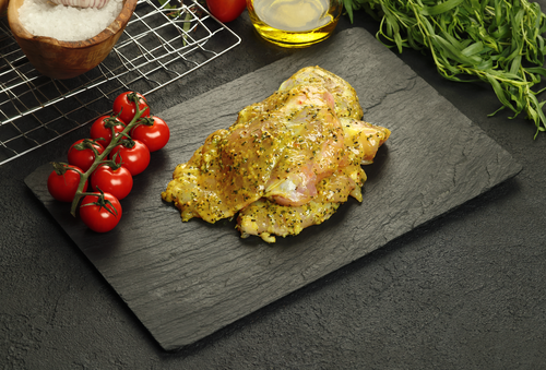 

Стейк ЛЕНТА FRESH СП куриный из филе бедра в маринаде полуфабрикат охлажденный вес