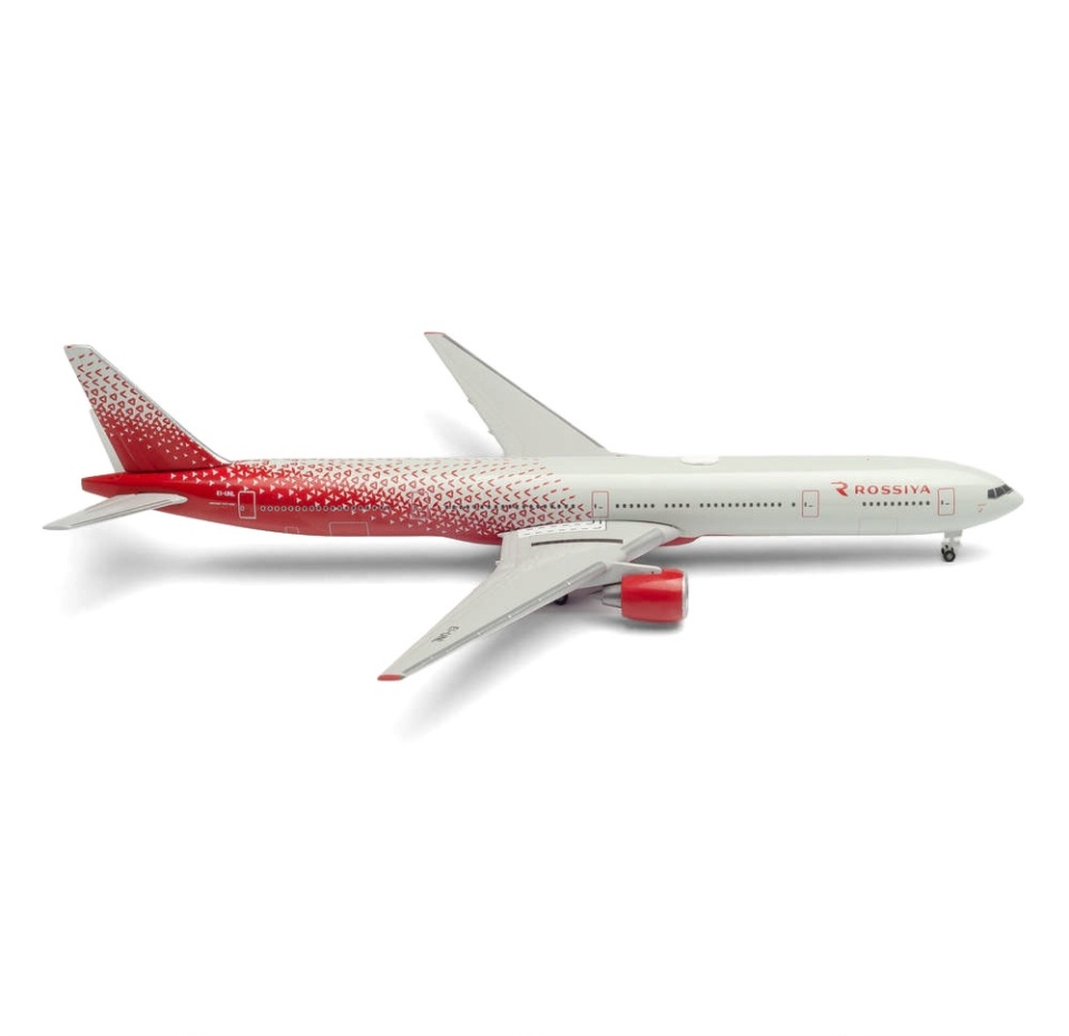 

Модель коллекционная — самолёт Boeing 747-400 Transaero 1/500, Herpa