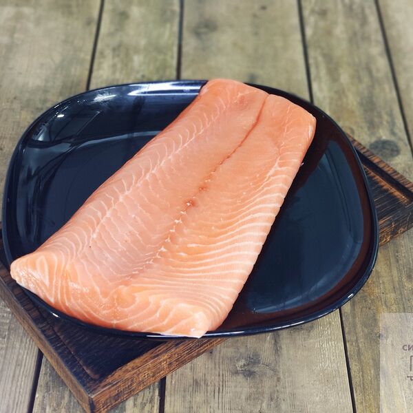 Семга слабосоленая нарезка