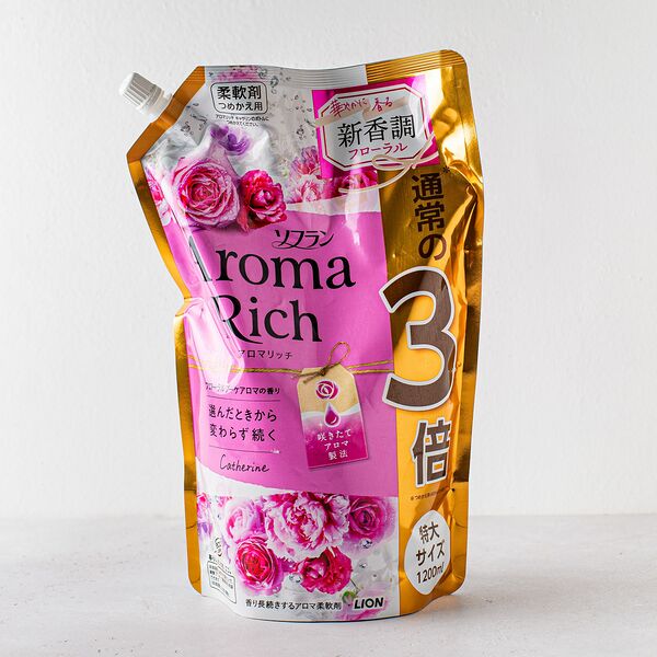 Кондиционер для белья длительного действия Aroma Rich Catherine, 1200 мл