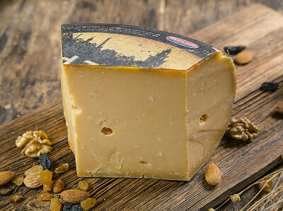 Сыр Старый Амстердам