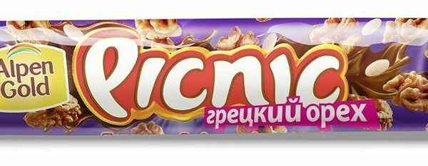 Батончик шоколадный Picnic грецкий орех, 52г