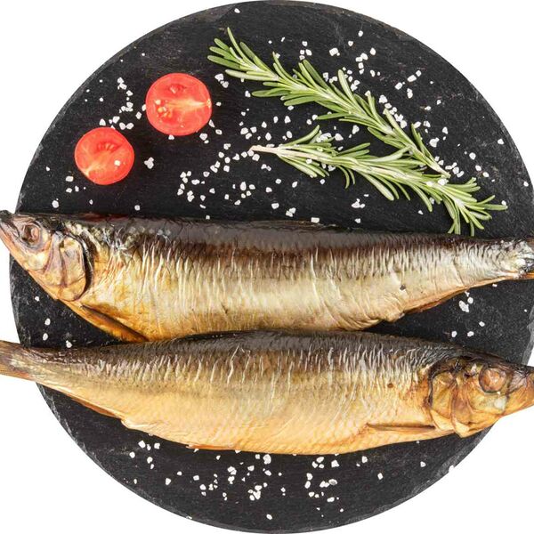 Сельдь подкопчённая, (1 штука ~ 350 г)