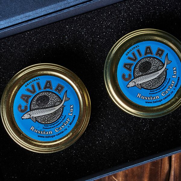 Икра черная осетровая , Астраханская 100 грамм  Подарочный набор