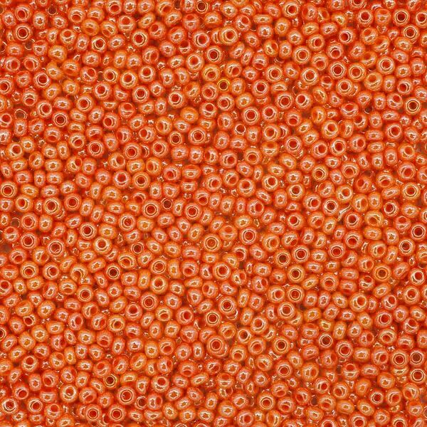 (98140) 331-19001-10/0 Бисер непрозрачный с покрытием 10/0, круг.отв., 20гр Preciosa,упак