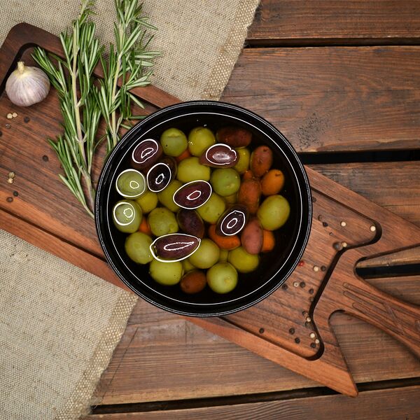 Ассорти Сицилия и каламата с косточкой в масле