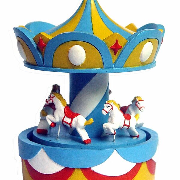 Декорация пластиковая PRIME Карусель 10,9х10,9х14см