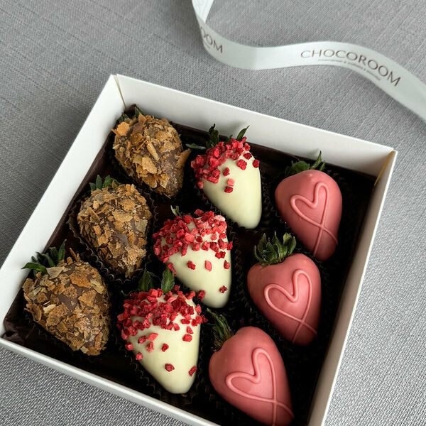 Набор клубники в шоколаде Рококо (9-12 ягод)