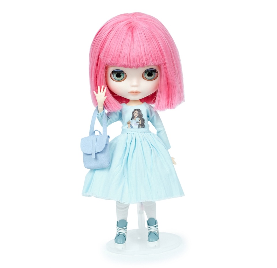 

Кукла CAROLON Блайз кастом с розовыми волосами ручная работа, Россия