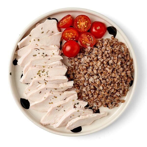 Филе куриное отварное Азбука Life с гречкой и черри