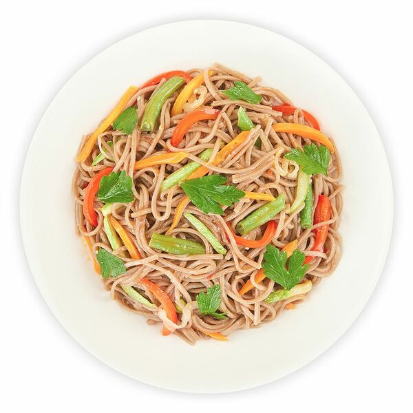 Соба с овощами в соусе свит чили Шеф Перекрёсток 250 г