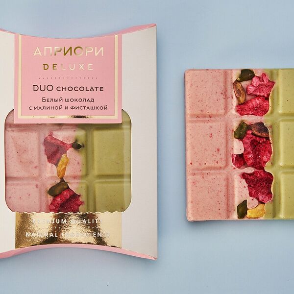 Априори Deluxe белый шоколад с малиной и фисташкой