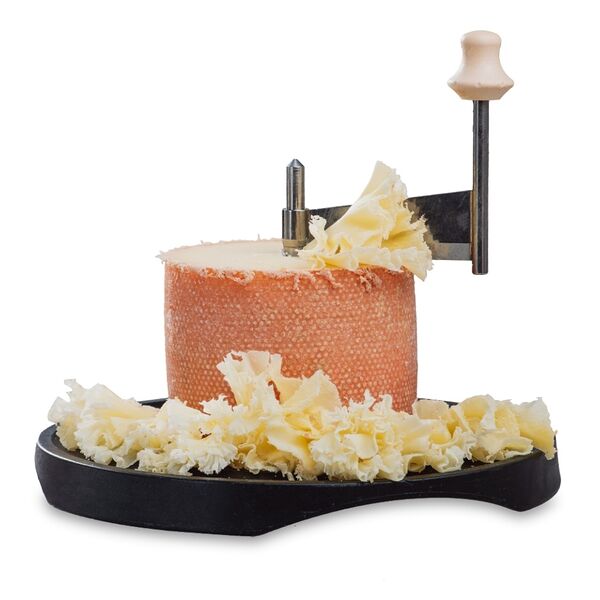 Сыр из коровьего молока 51% Reserve выдержанный 6 месяцев, Tete de Moine,  Швейцария