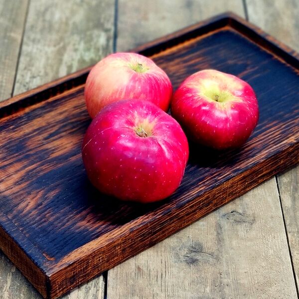 Яблоки Гала