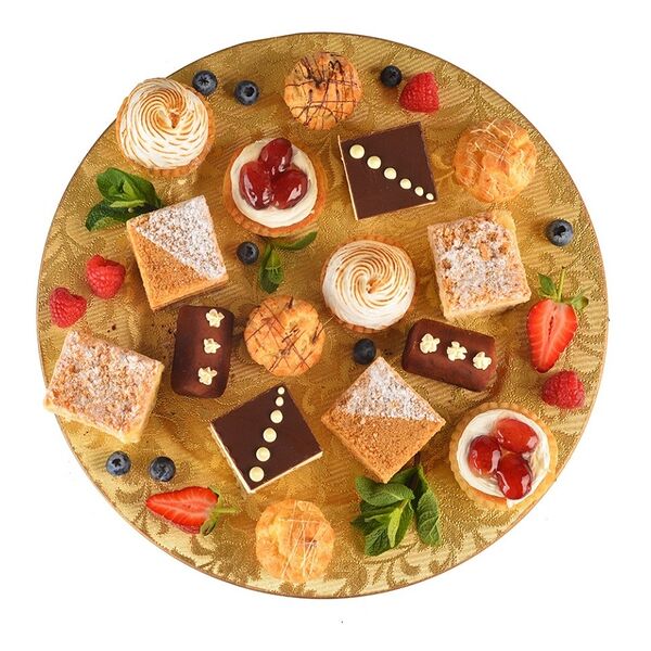 Набор мини-пирожных от шеф-кондитера