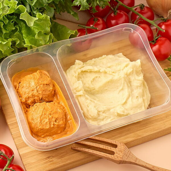 Куриные тефтели с картофельным пюре и сливочно-томатным соусом 250г