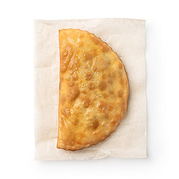 Чебурек с говядиной жареный во фритюре 115 г от шеф-пекаря АВ ООО Гoрoдскoй супермаркет Россия