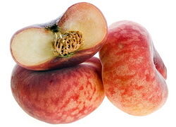 Персик Парагвайо свежий