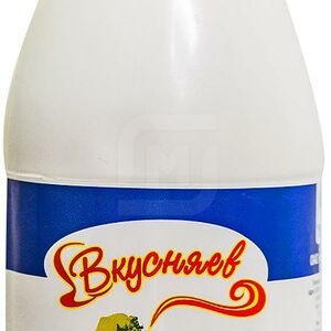 Кефир Вкусняев обезжиренный