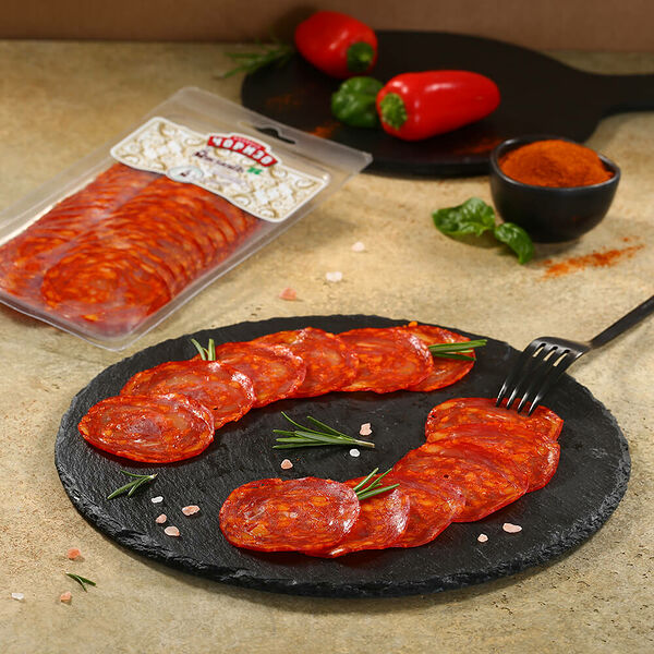 МясновЪ колбаса Чоризо сырокопченая в нарезке