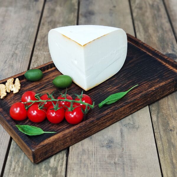 Сыр козий твердый