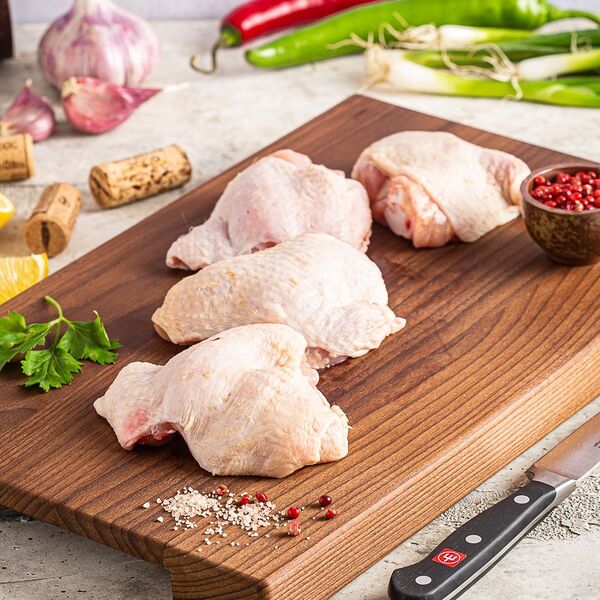 Куриные бедра с хребтом