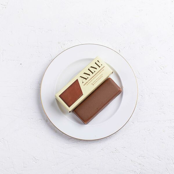 Глазированный безмолочный ванильный сырок в молочном шоколаде