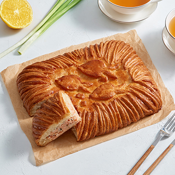 

Пирог Азбука Вкуса с семгой и рисом малый вес