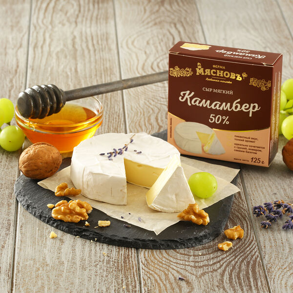 Сыр мягкий МясновЪ ФЕРМА Камамбер 50%