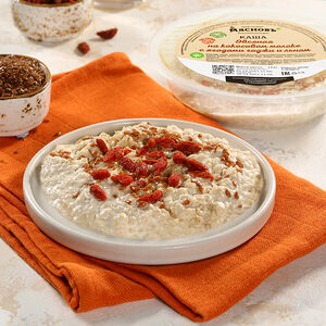 Каша овсяная на кокосовом молоке с ягодами годжи и льном МясновЪ Шеф-повар