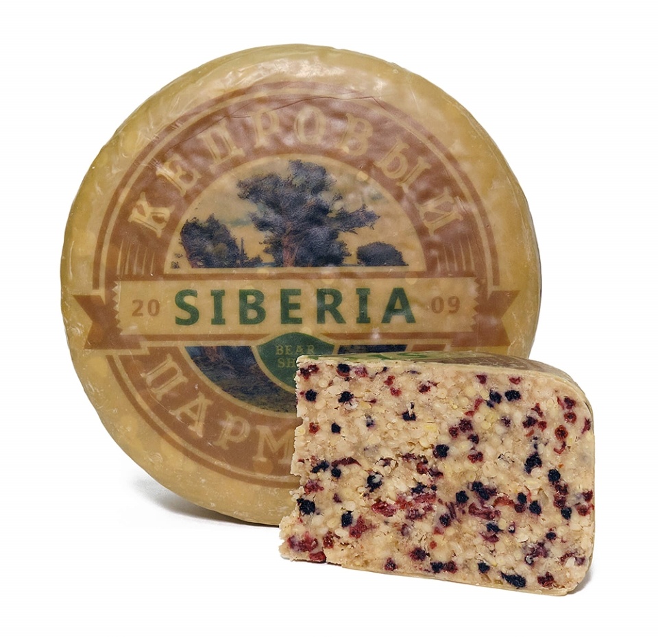 

Сыр Таёжный Цех Кедровый пармезан весовой