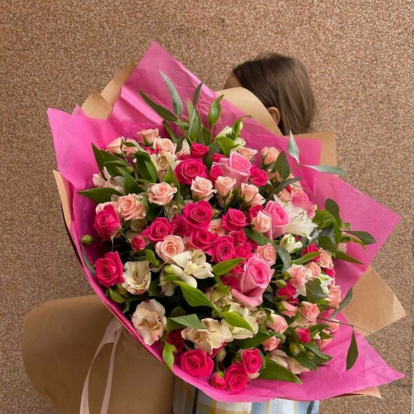 Яркий кустовой