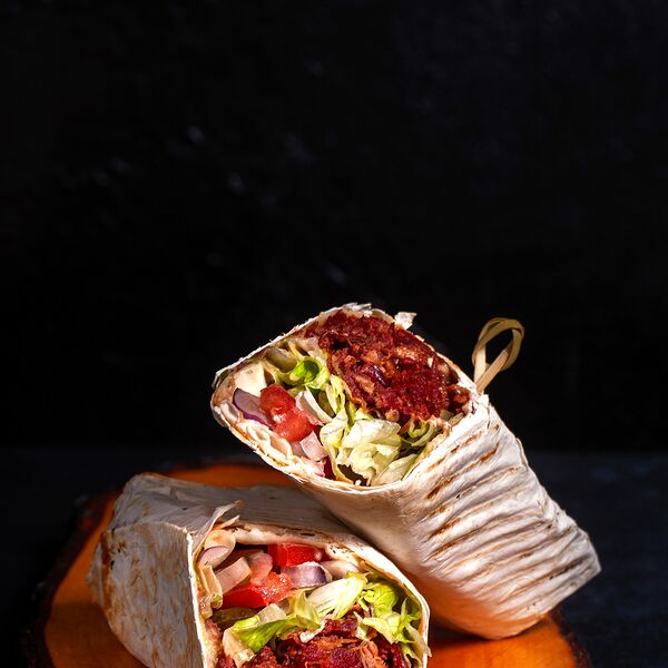 Ролл из рваной говядины