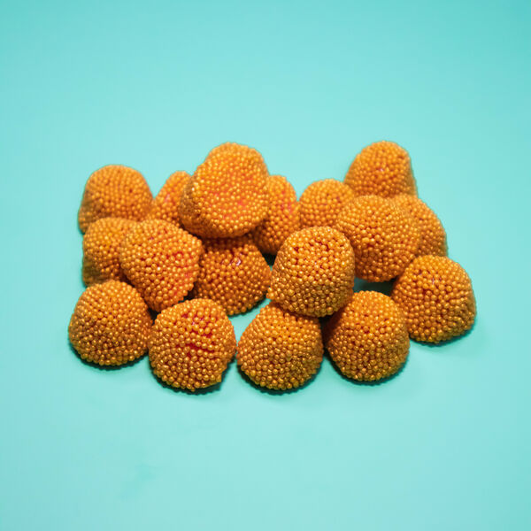 Ягоды в обсыпке золотые