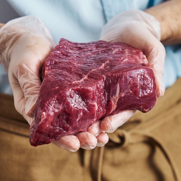 Лопаточная часть говяжья без кости