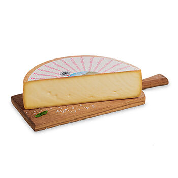 Сыр из коровьего молока Жура Монтань 52% Margot Fromages Россия, БЗМЖ вес