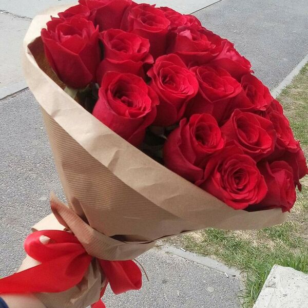 Страстный поцелуй