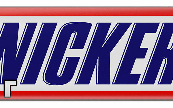 Шоколадный батончик Snickers