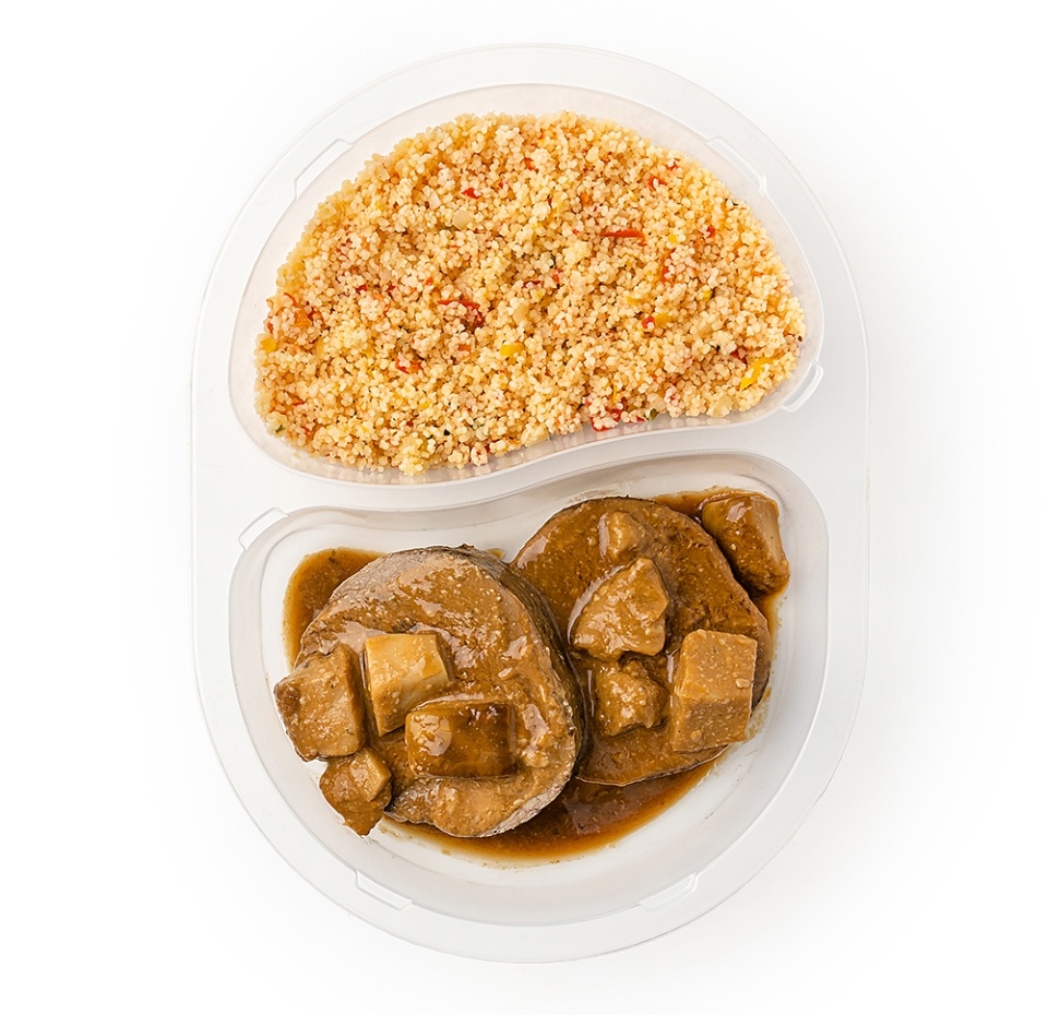 

Телятина су-вид в соусе из белых грибов с кускусом и овощами A LA CARTE Уже Готово 270г, Россия