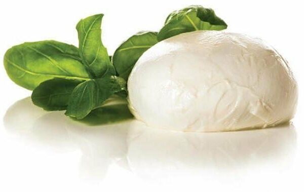 Сыр мягкий АШАН Красная птица Моцарелла для пиццы 45%