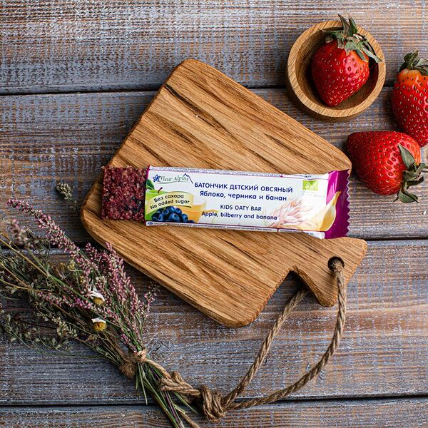 Батончик детский с яблоком, черникой и бананом BIO