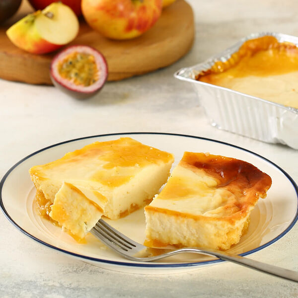 Запеканка творожная яблоко-маракуйя МясновЪ Шеф-повар