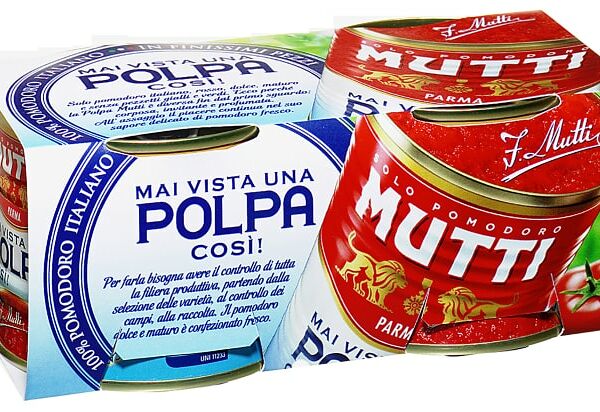 Томаты Mutti в томатном соке резаные кубиками 420г