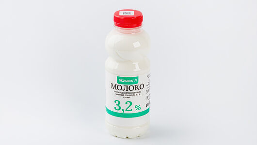 Молоко Вкусвилл 3,2% в бутылке