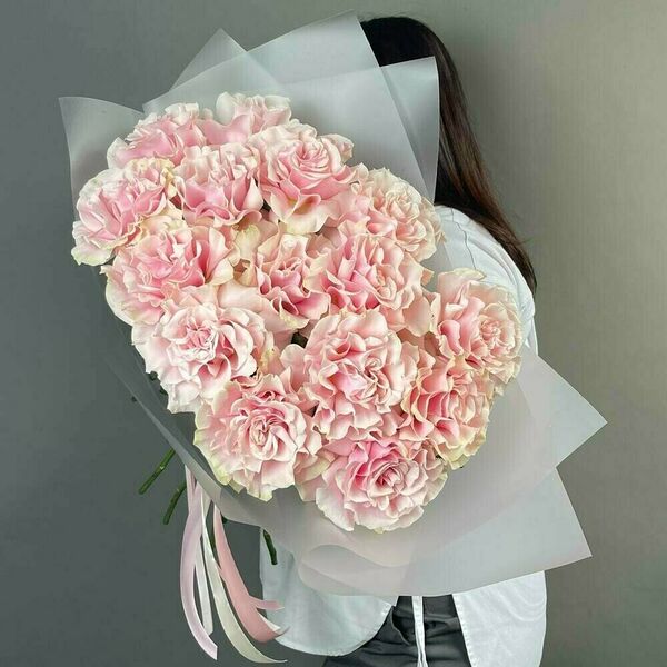 Букет розовых роз 15 штук